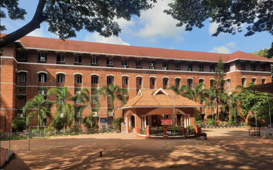 Sree Chitra Thirunal College of Engineering campus building in Trivandrum